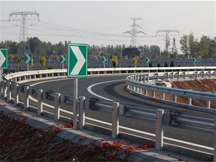 江苏南京高速公路护栏